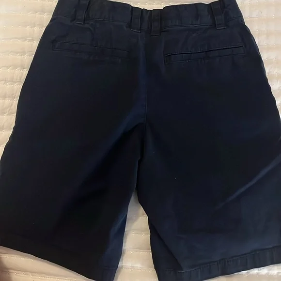 4 Pair of Boys Shorts - Picture 13 of 15